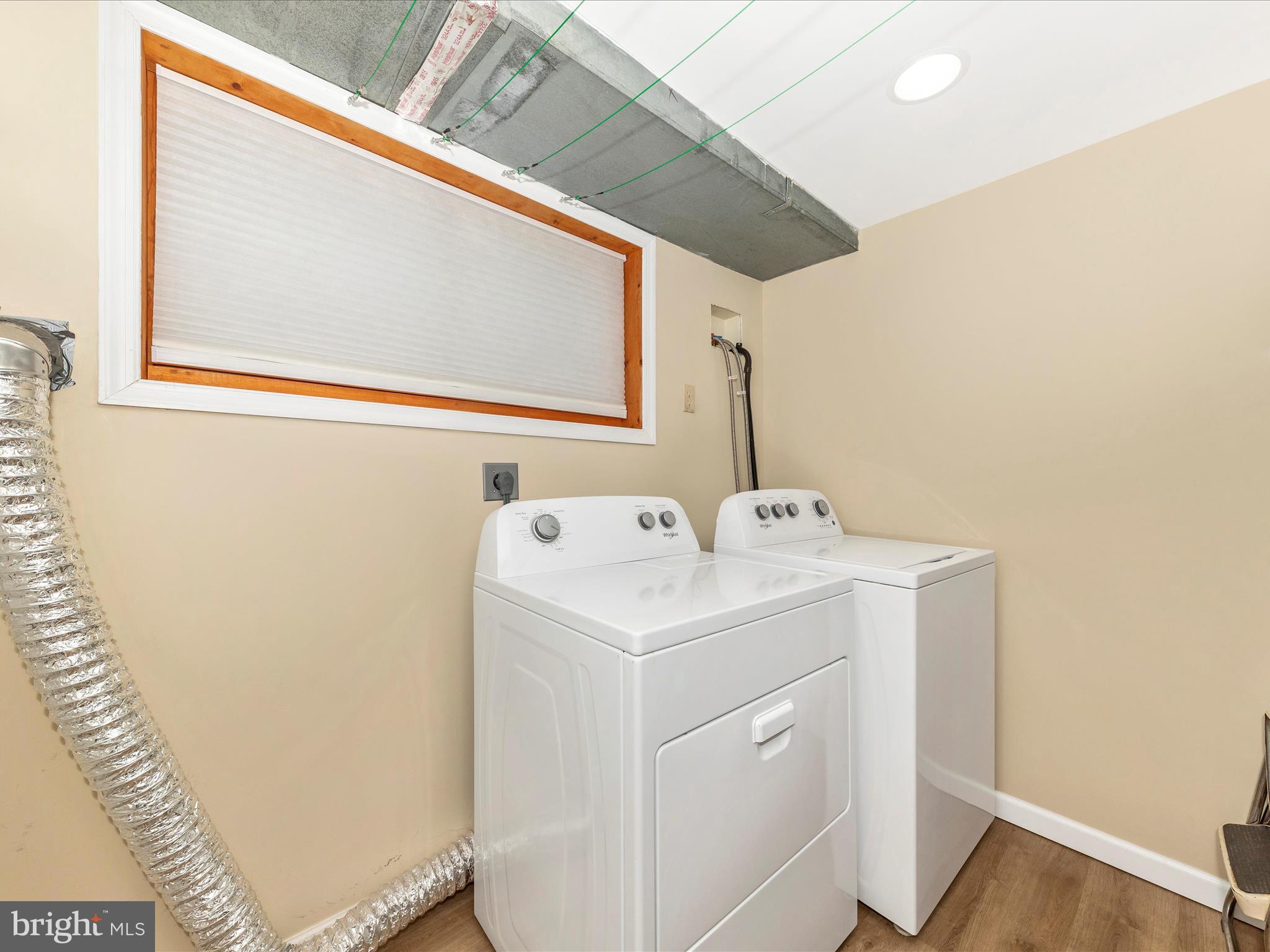 CLAYMONT CHASE - Residential