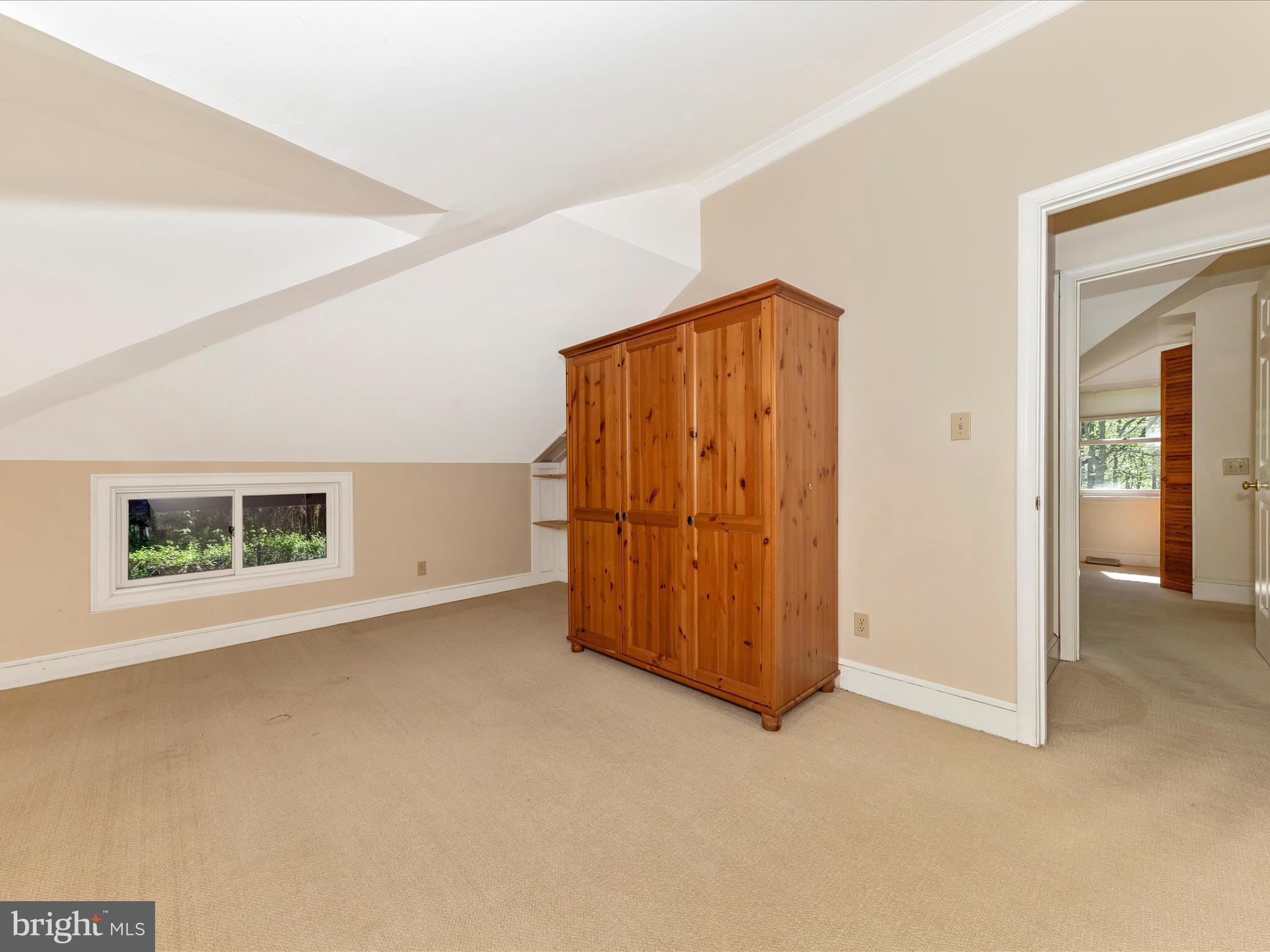 CLAYMONT CHASE - Residential