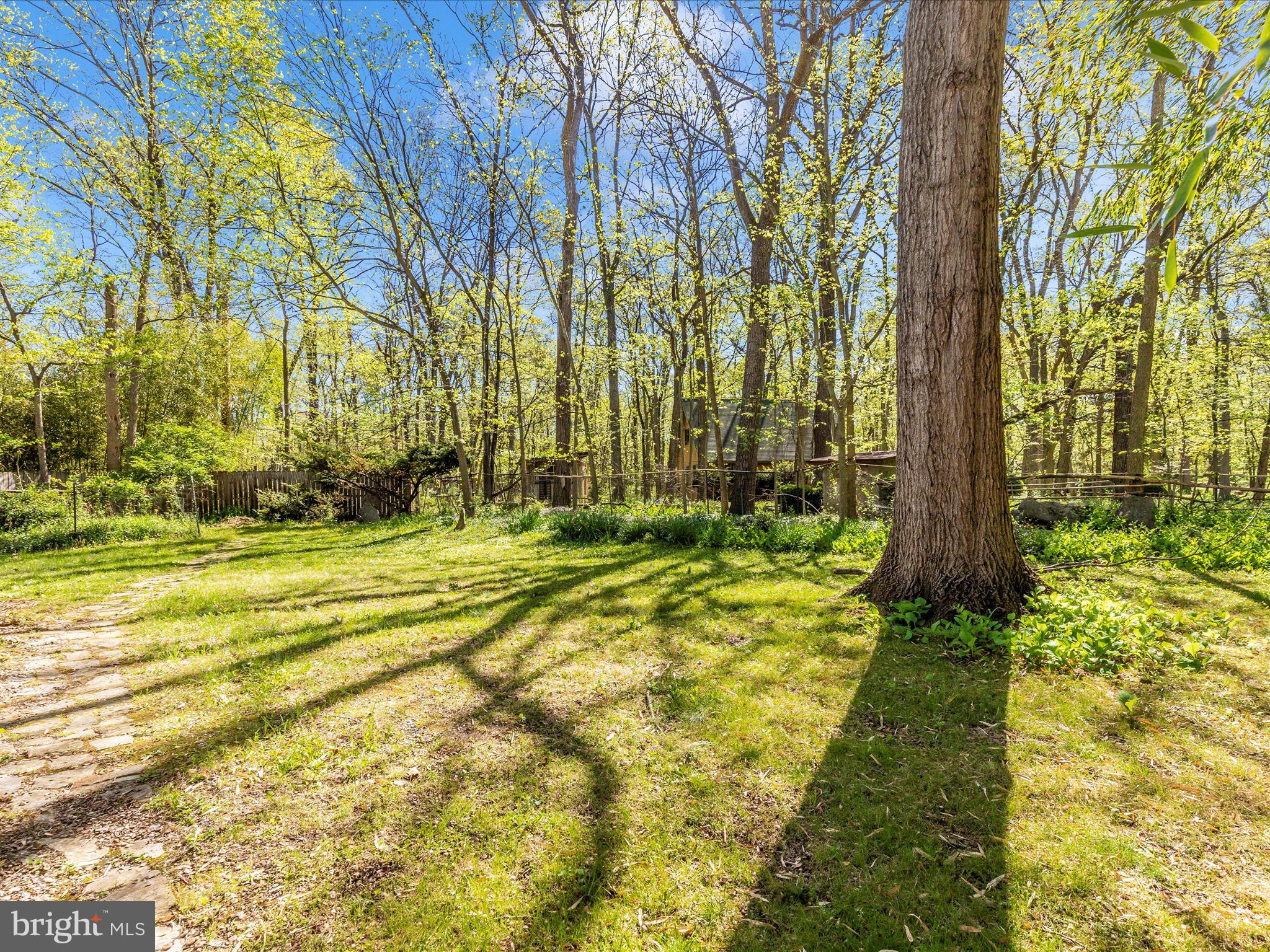 CLAYMONT CHASE - Residential