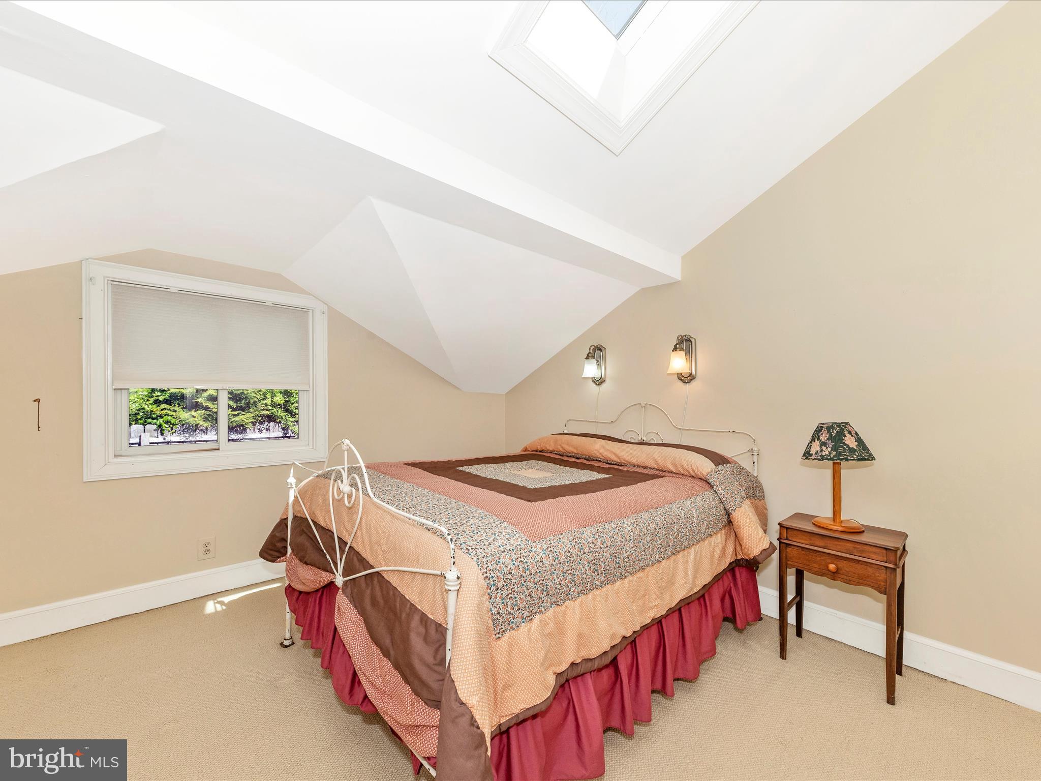 CLAYMONT CHASE - Residential