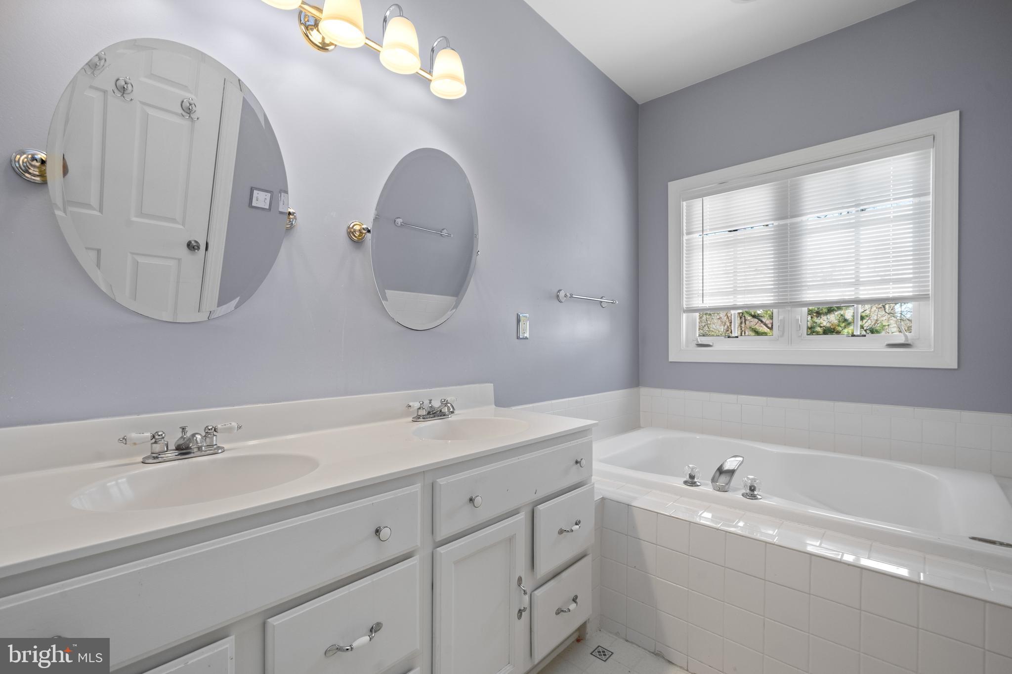 GREENWOOD - Residential