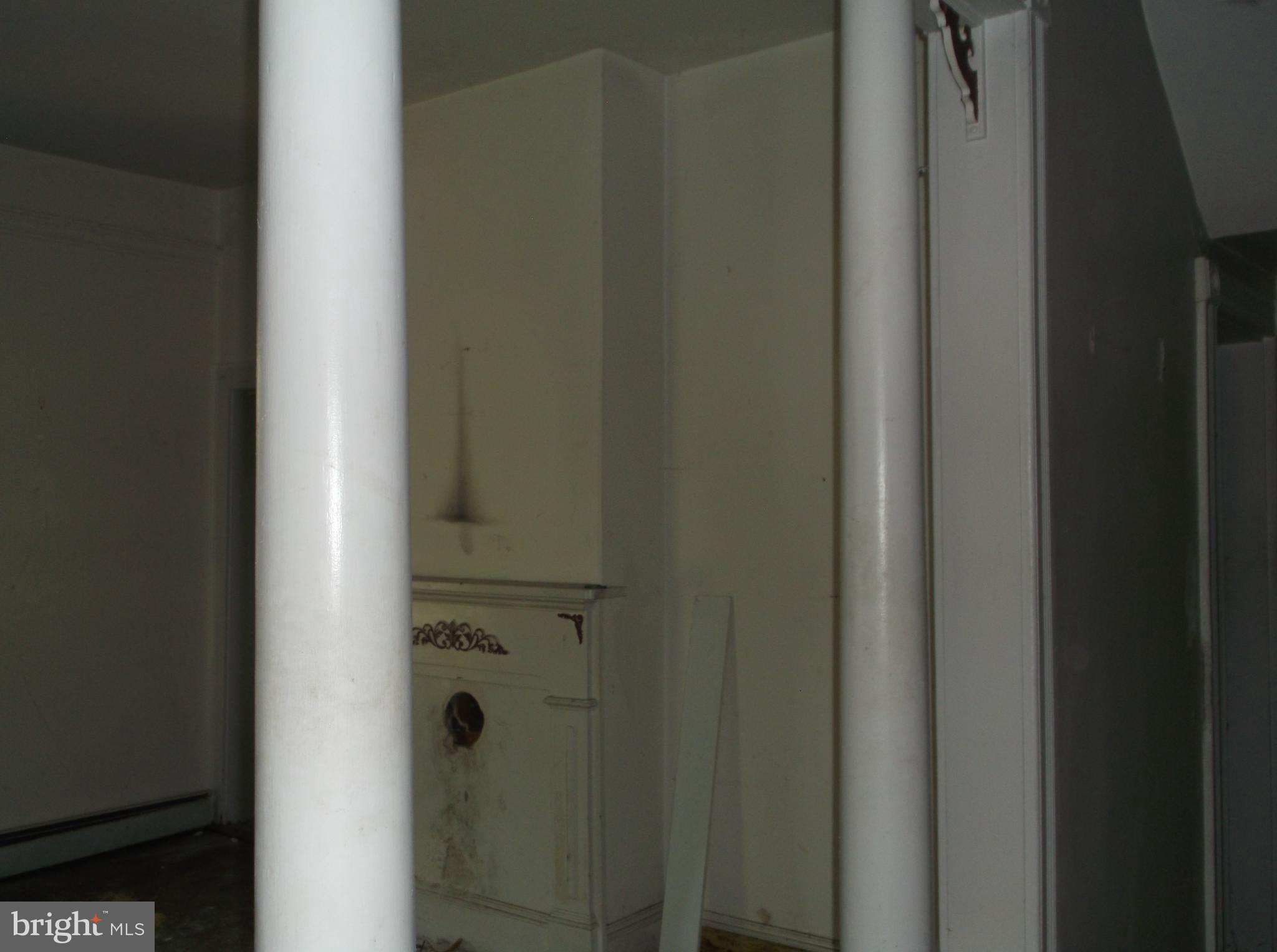 CRISIFIELD - Residential