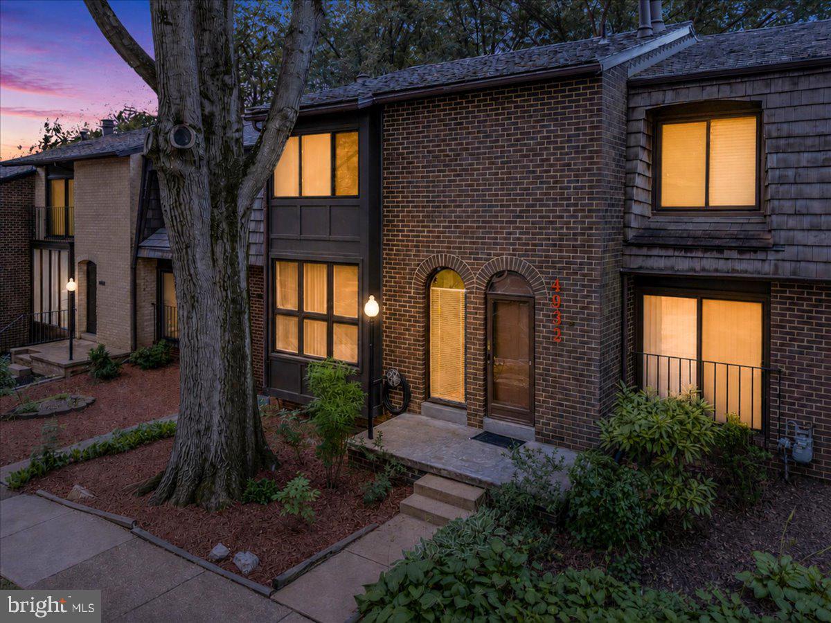 4932 SAUQUOIT LANE