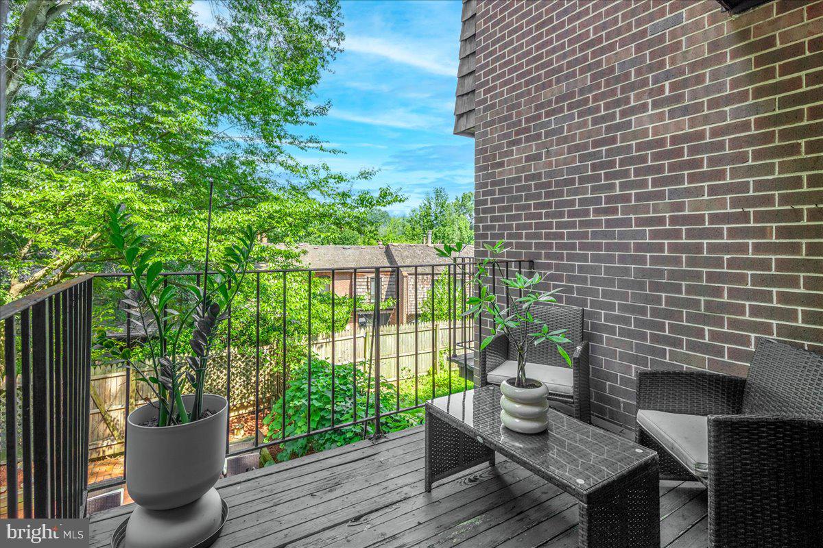 4932 SAUQUOIT LANE