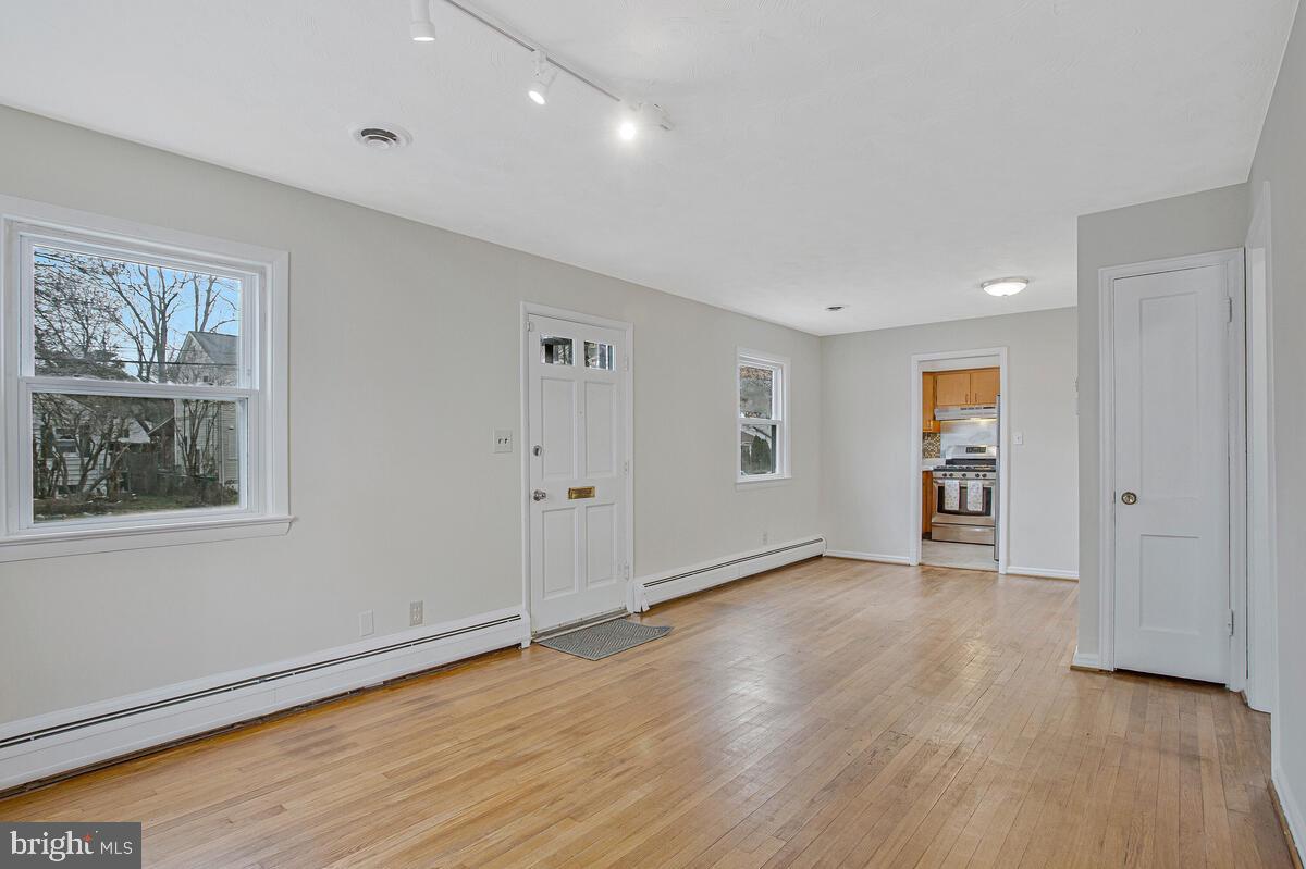 GREEN HILL PARK - Residential