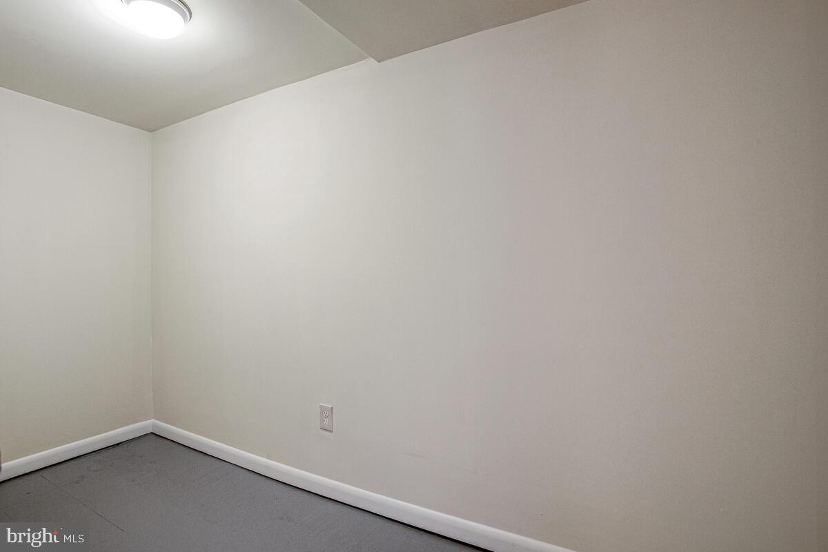 GREEN HILL PARK - Residential