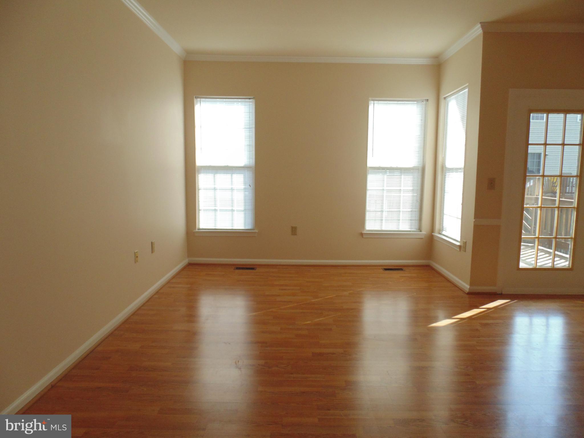 CROFTON VILLAGE - Residential Lease