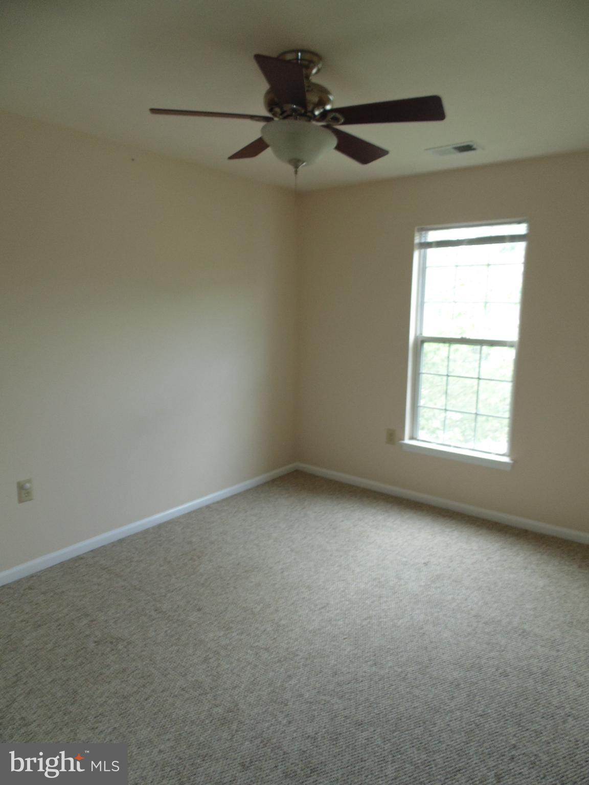 CROFTON VILLAGE - Residential Lease