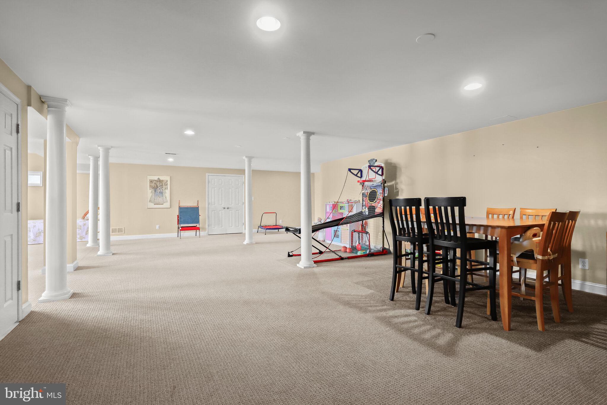 CATTAIL CREEK - Residential