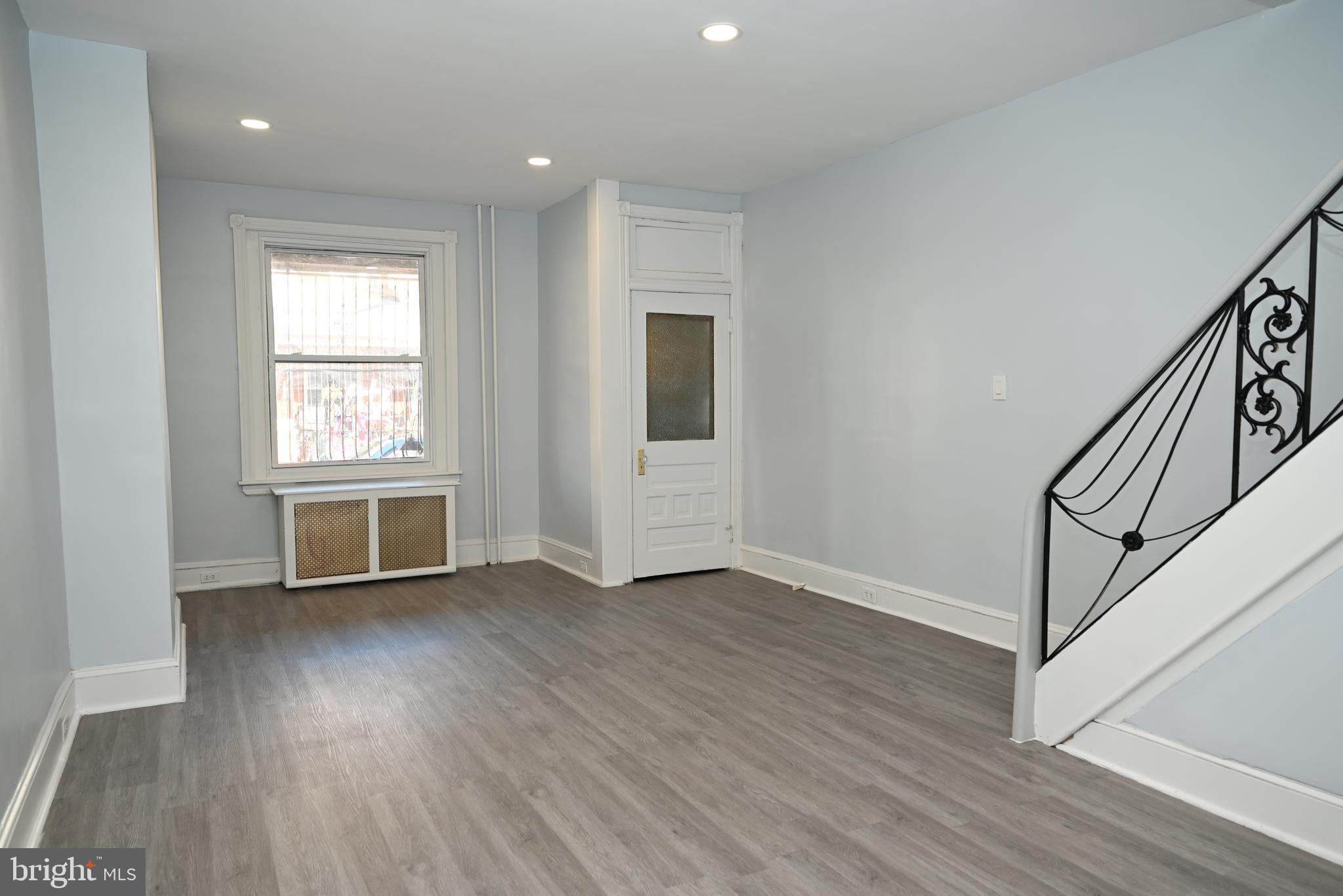 PORT RICHMOND - Residential