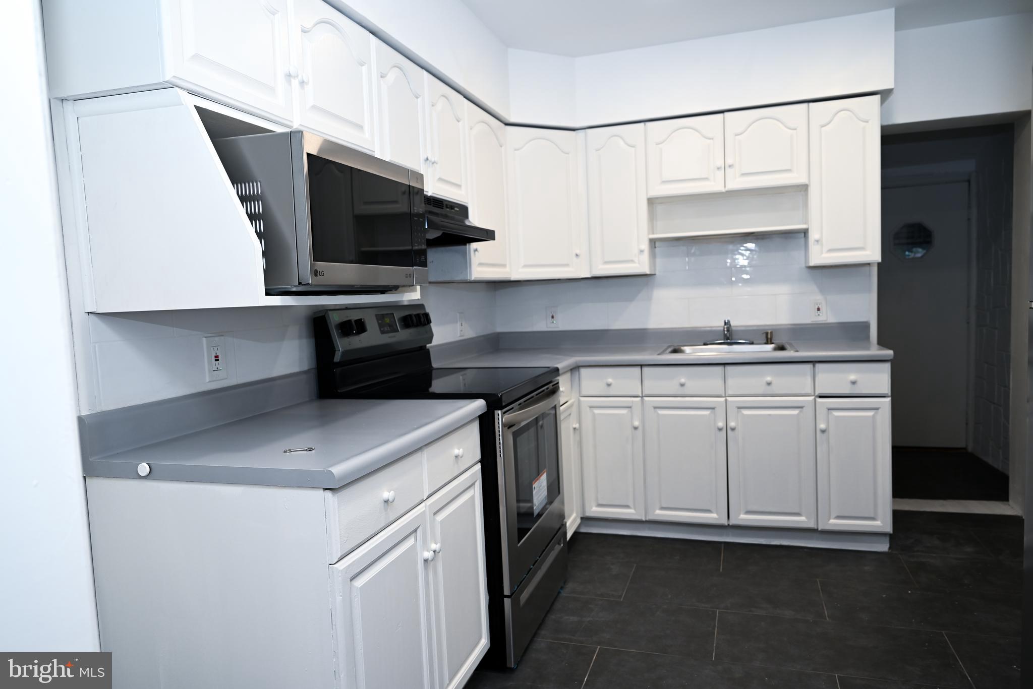 PORT RICHMOND - Residential