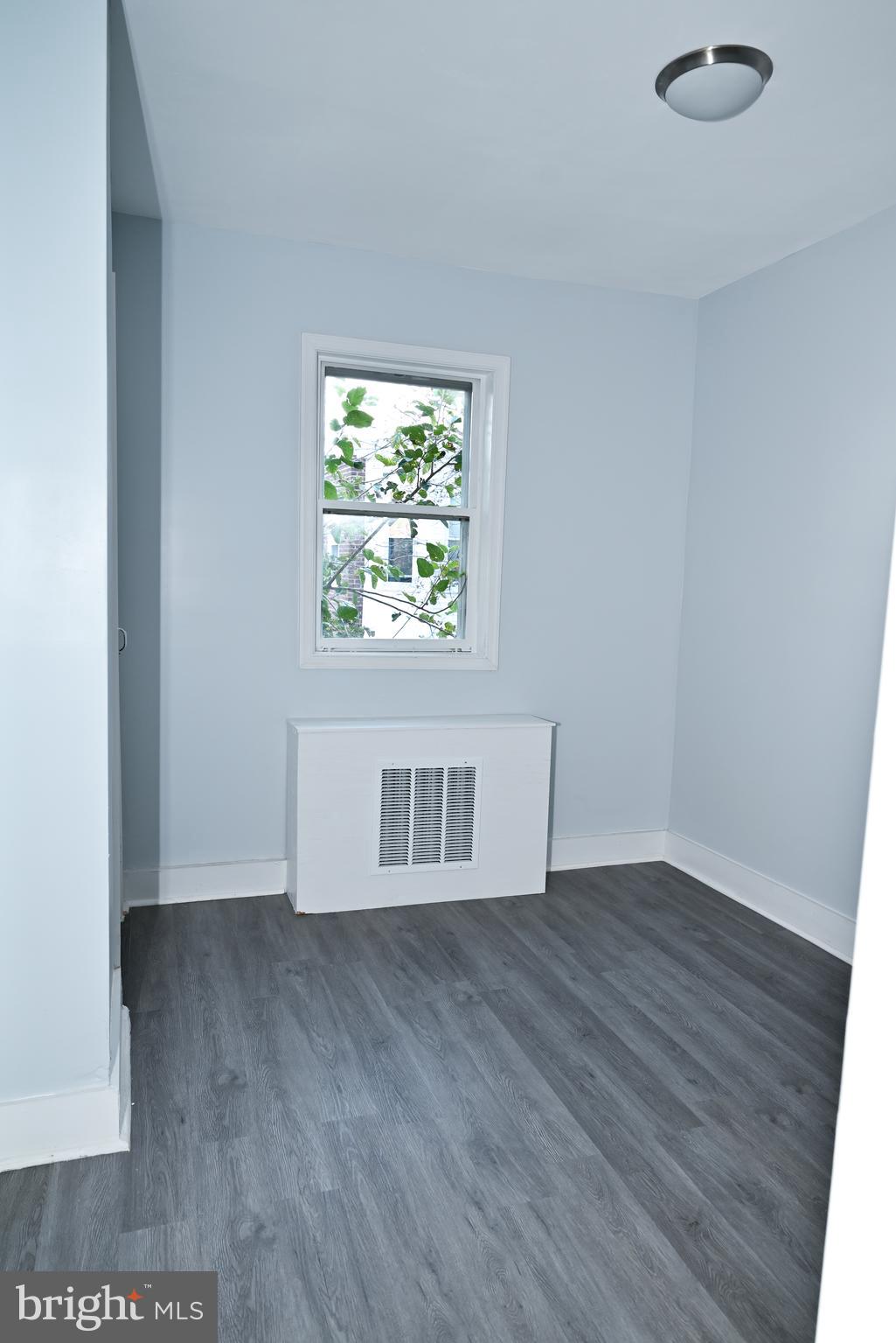 PORT RICHMOND - Residential