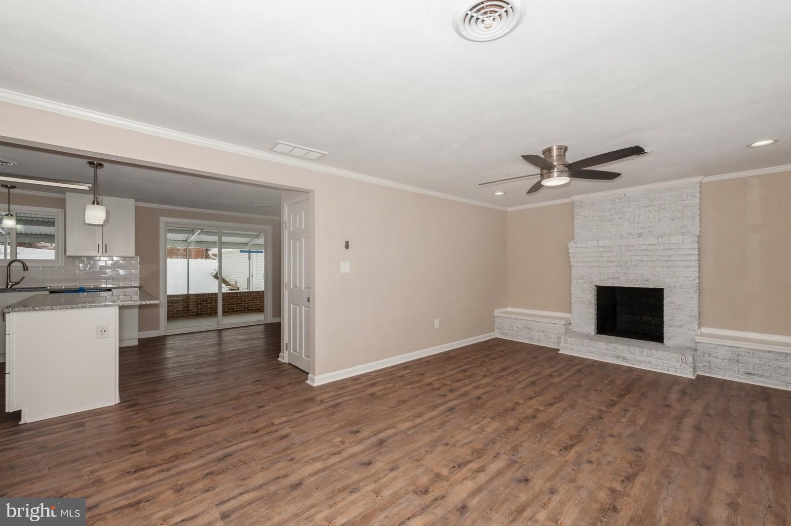 HAMPSTEAD - Residential