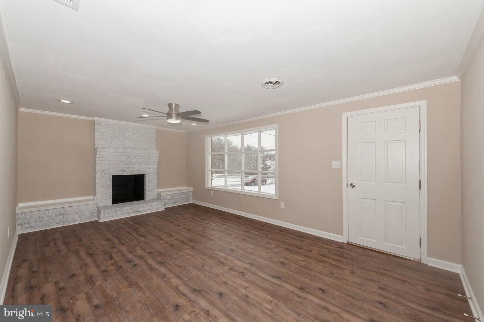 HAMPSTEAD - Residential