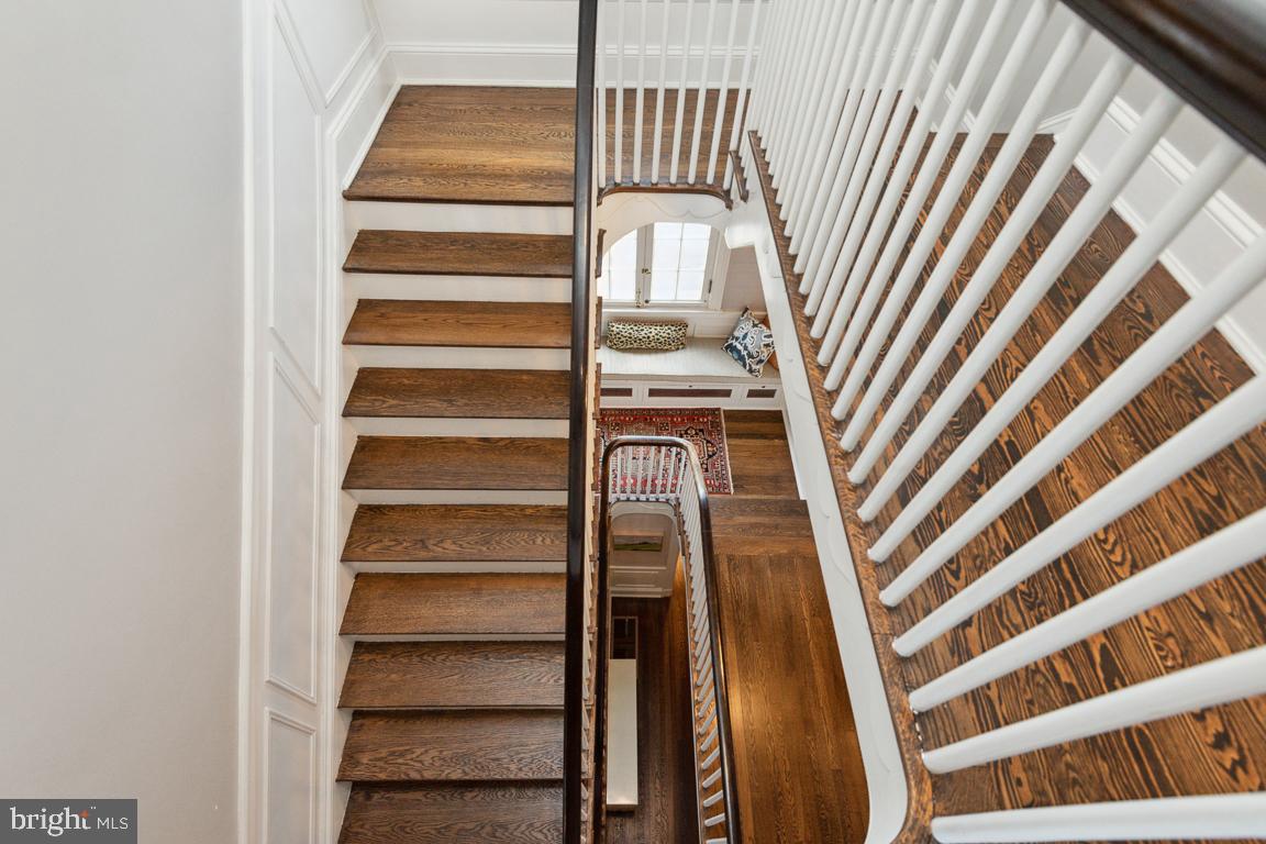 NORTH ROLAND PARK - Residential