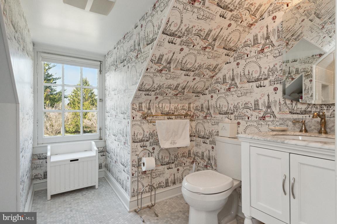 NORTH ROLAND PARK - Residential