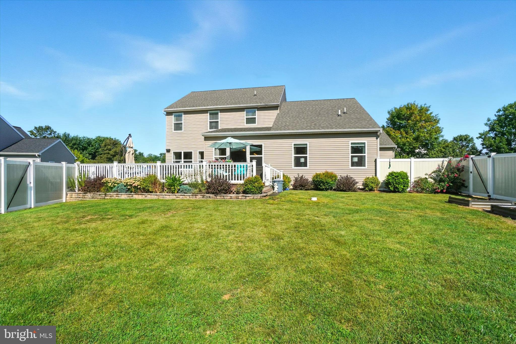 ROLLING MEADOWS - Residential