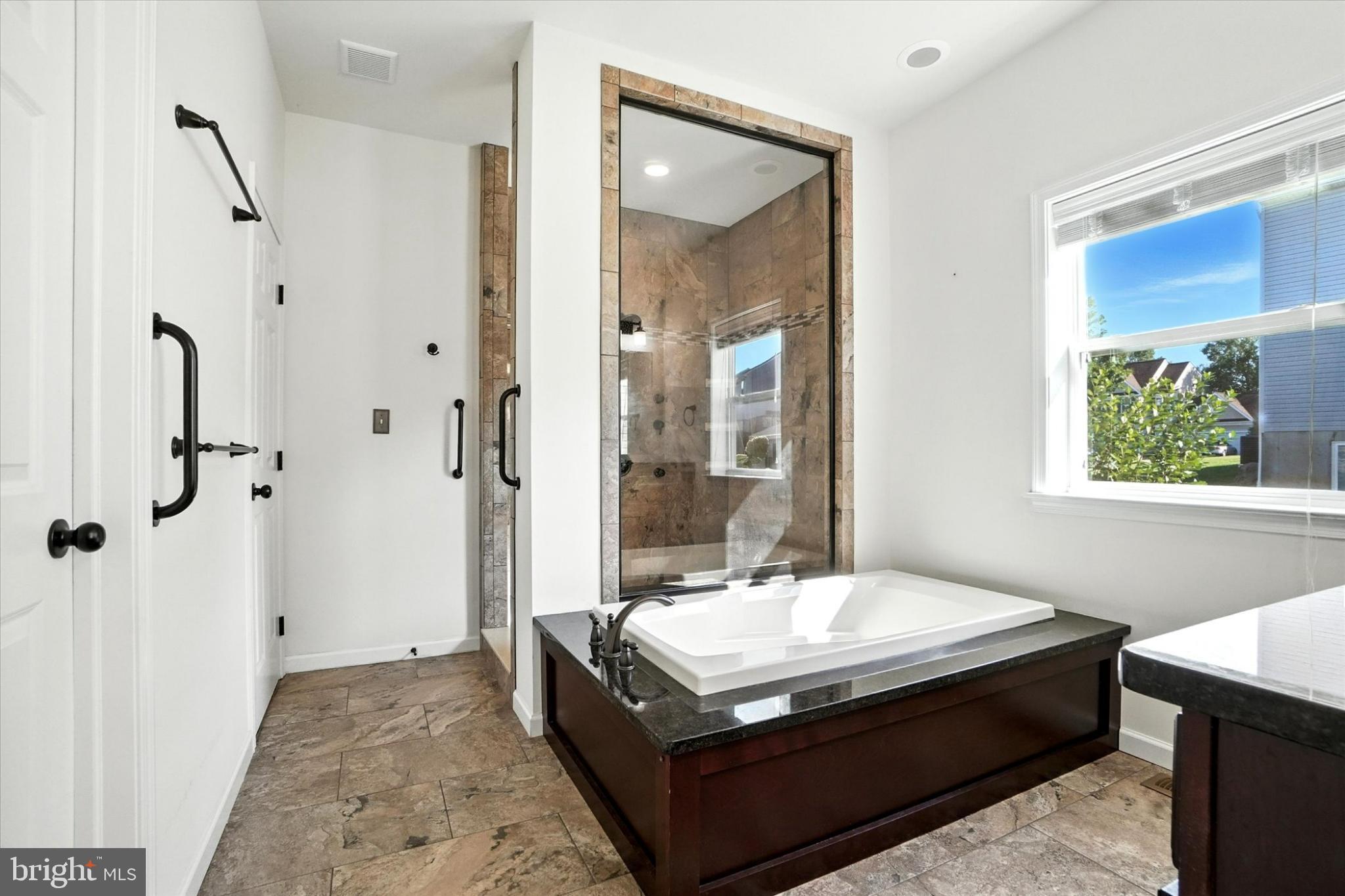 ROLLING MEADOWS - Residential