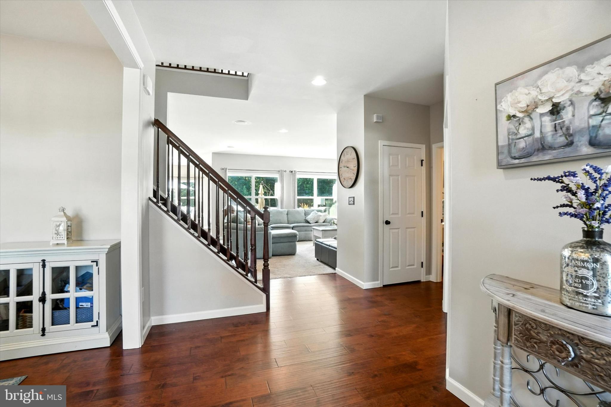 ROLLING MEADOWS - Residential