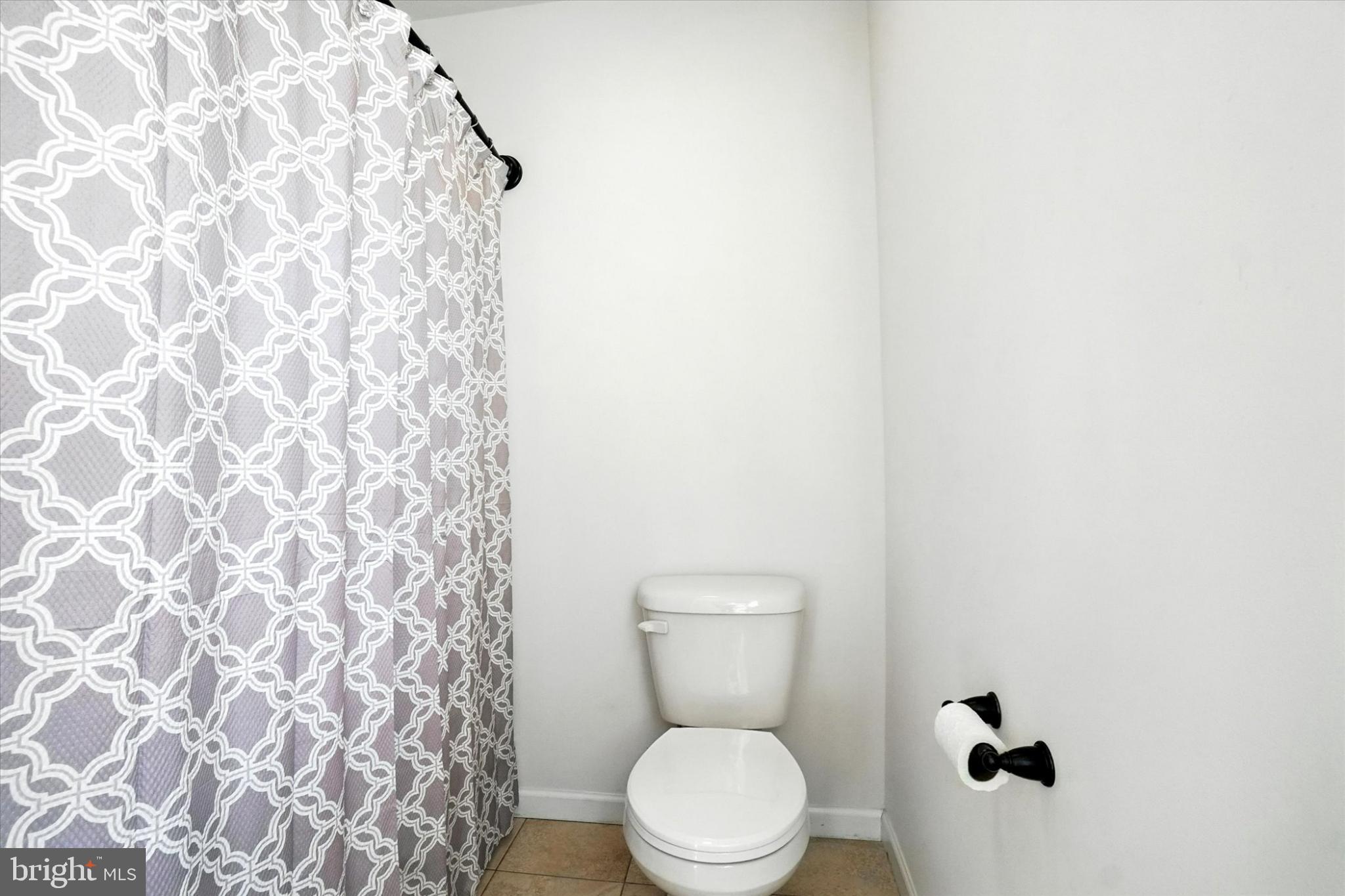 ROLLING MEADOWS - Residential