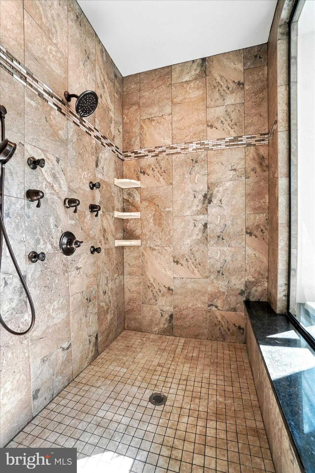 ROLLING MEADOWS - Residential