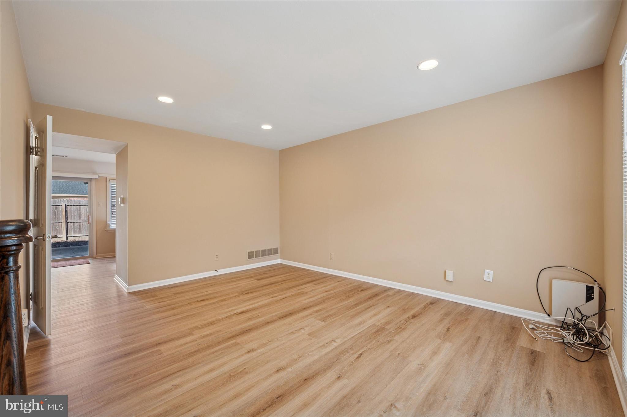 GEORGETOWN OF PHIL - Residential Lease