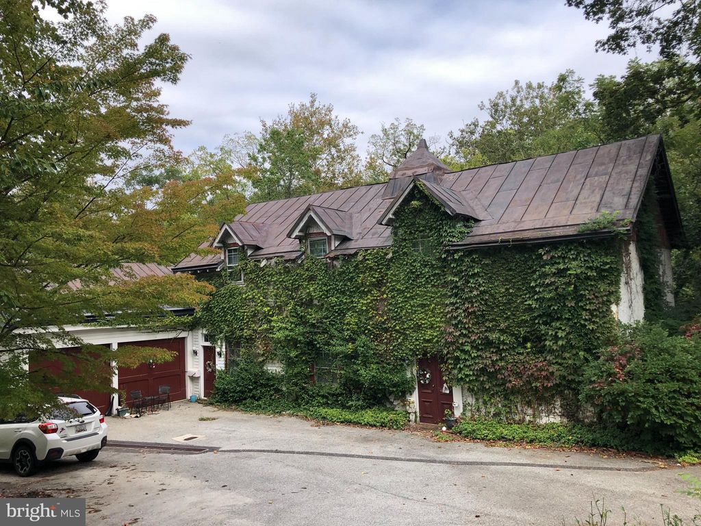 Photo of 77 Deepdale Road, WAYNE, PA 19087 (MLS # PACT2111324)