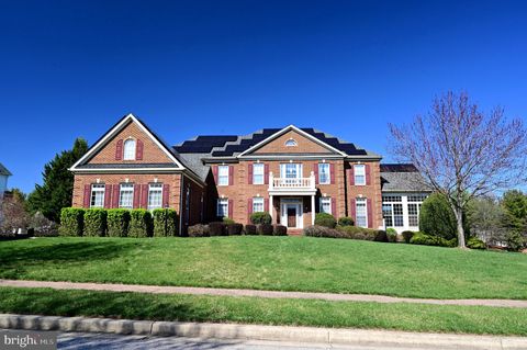 301 LISMORE DRIVE FORT WASHINGTON MD 20744