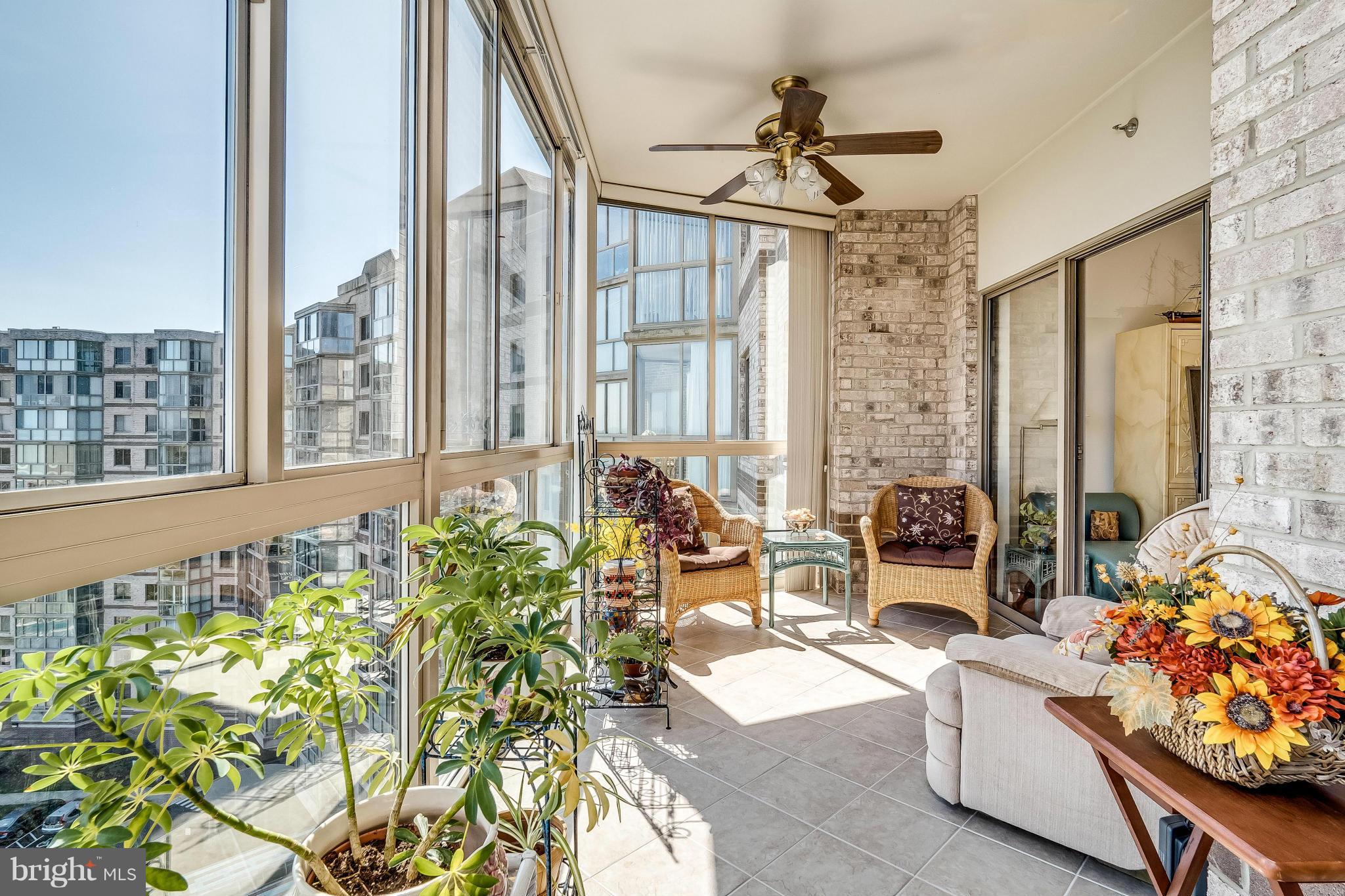 LANSDOWNE WOODS LEISURE WORLD - Residential Lease