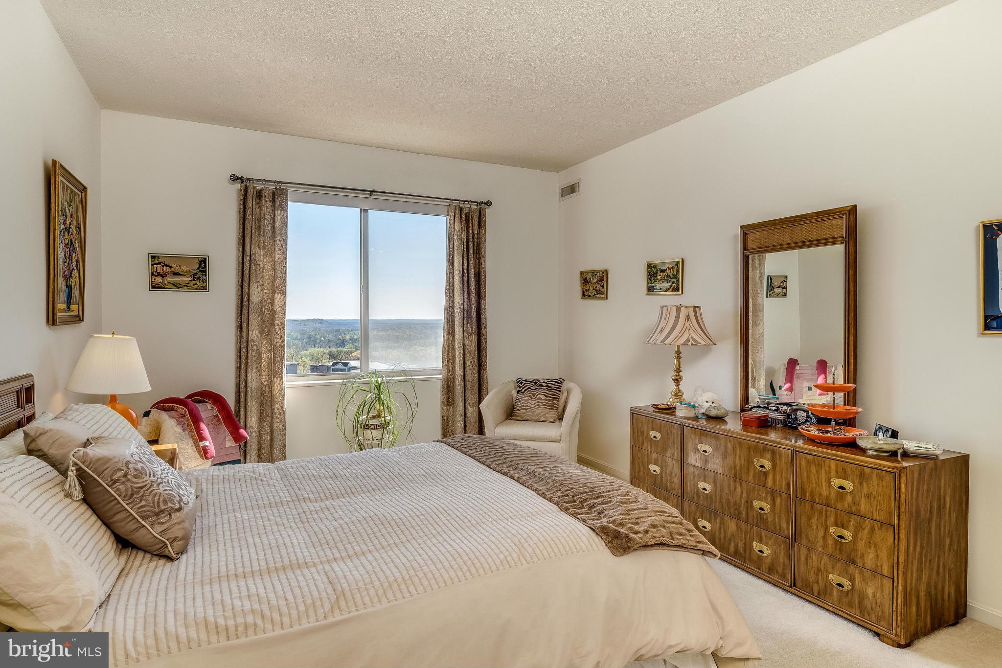 LANSDOWNE WOODS LEISURE WORLD - Residential Lease