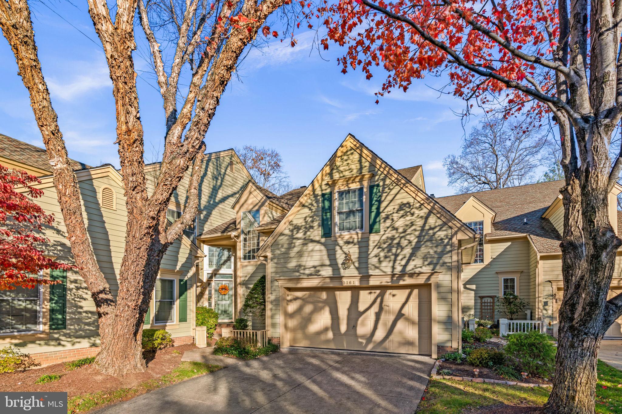 5161 HARPERS FARM ROAD 27