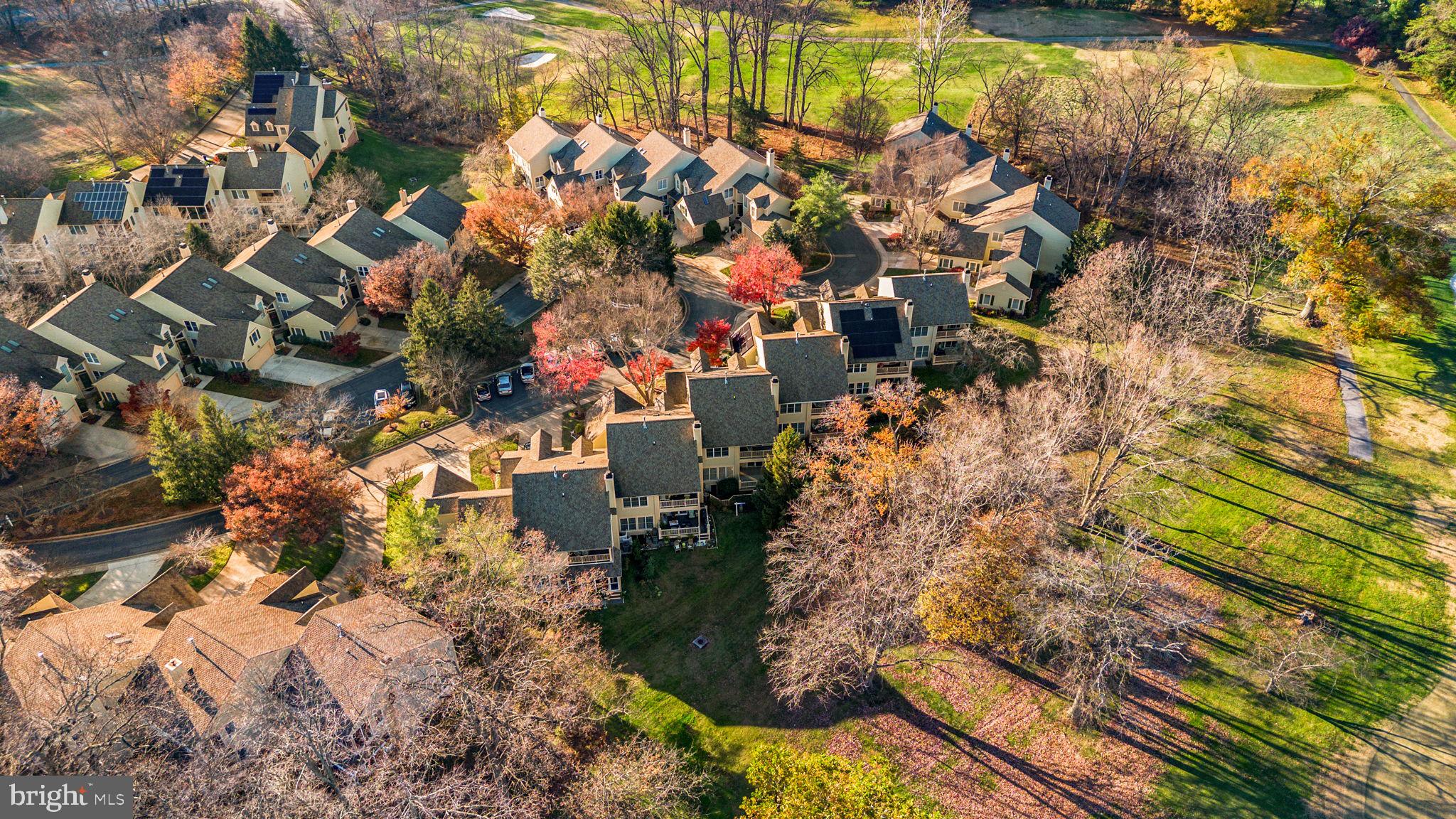 HOBBITS GLEN - Residential