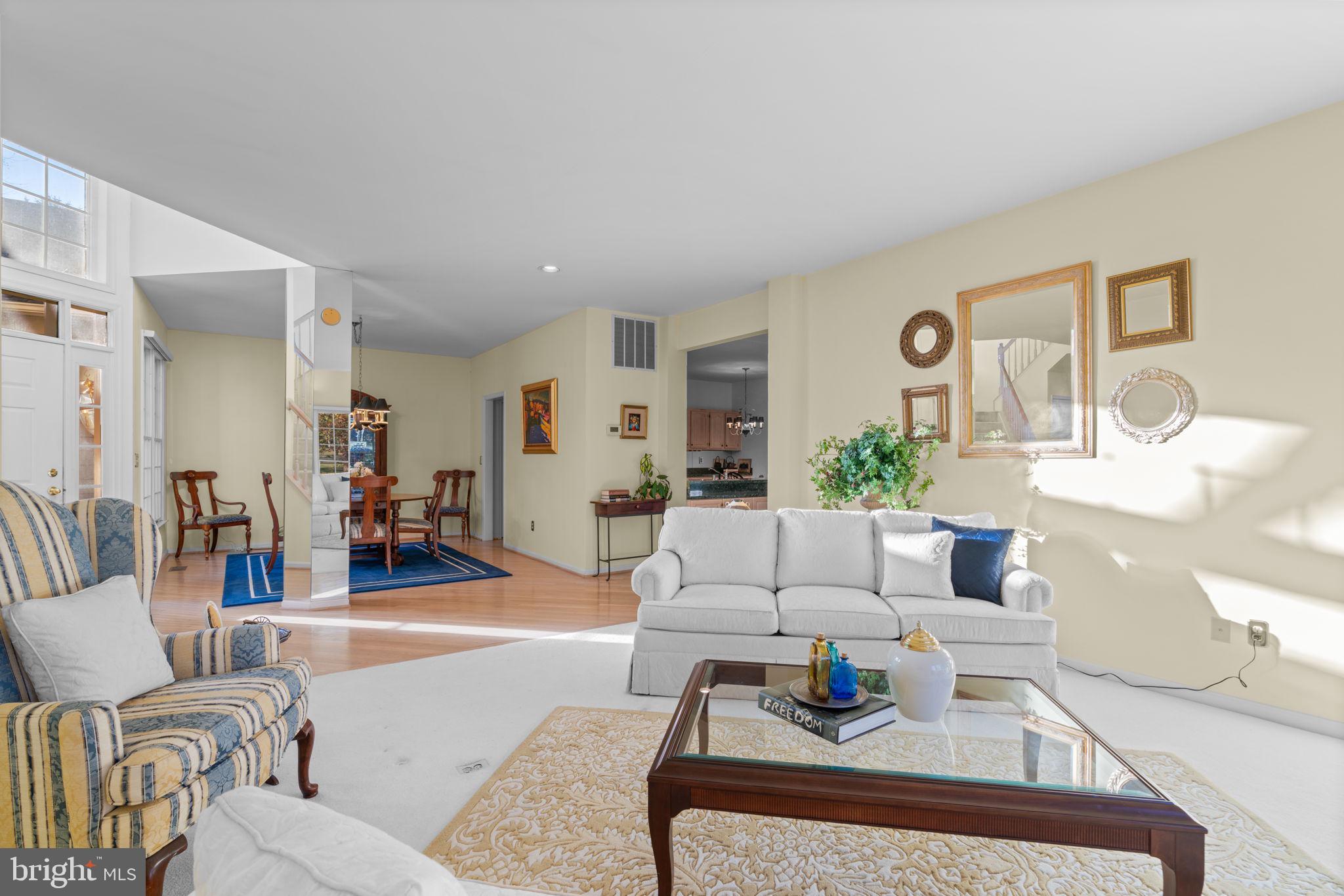 HOBBITS GLEN - Residential