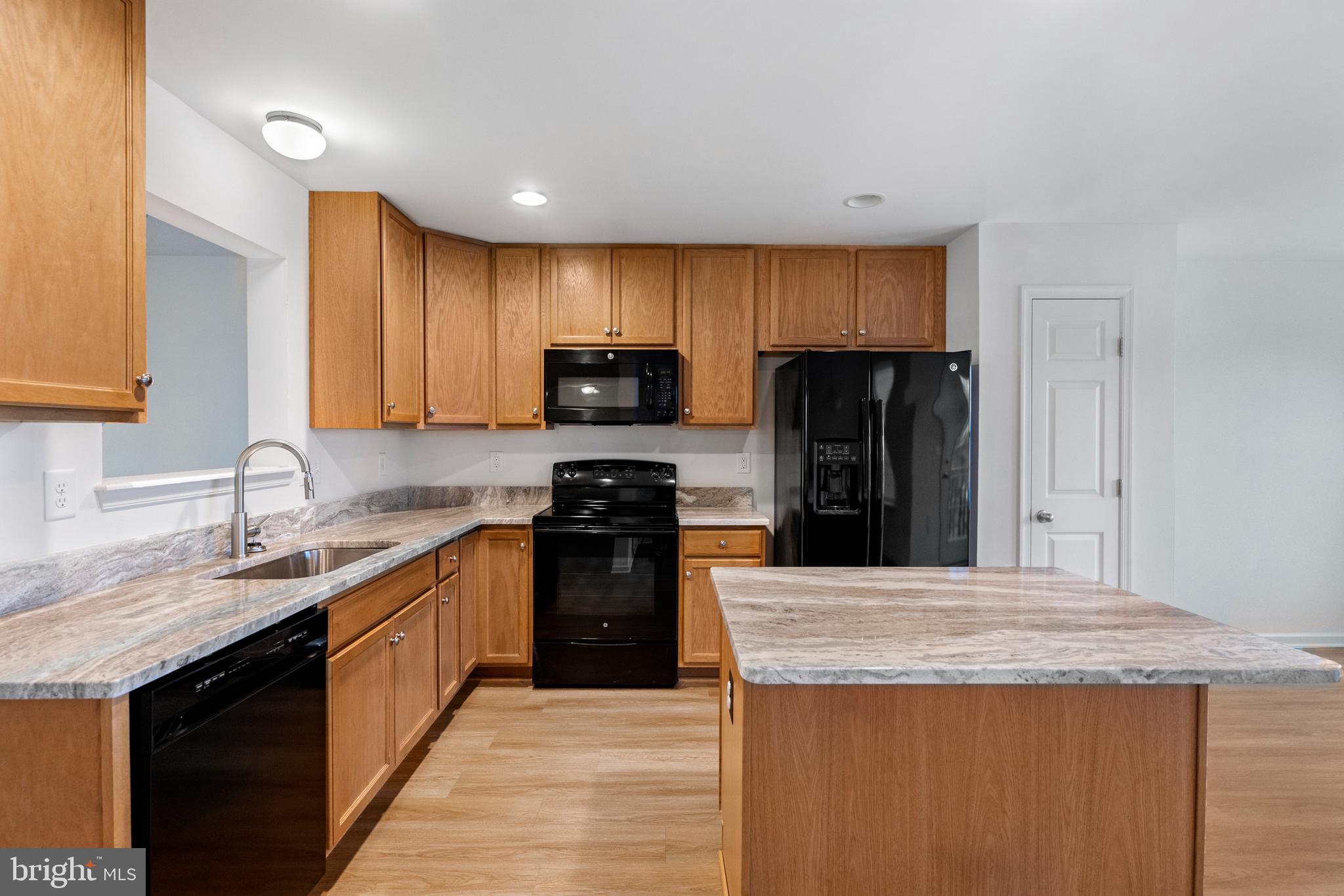 STONEBROOK VILLAGE - Residential