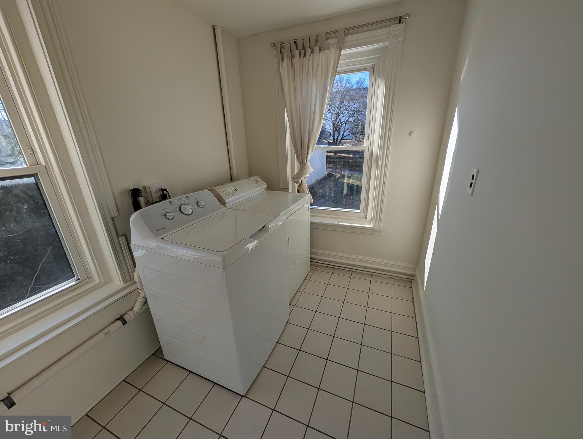 CONSHOHOCKEN - Residential Lease