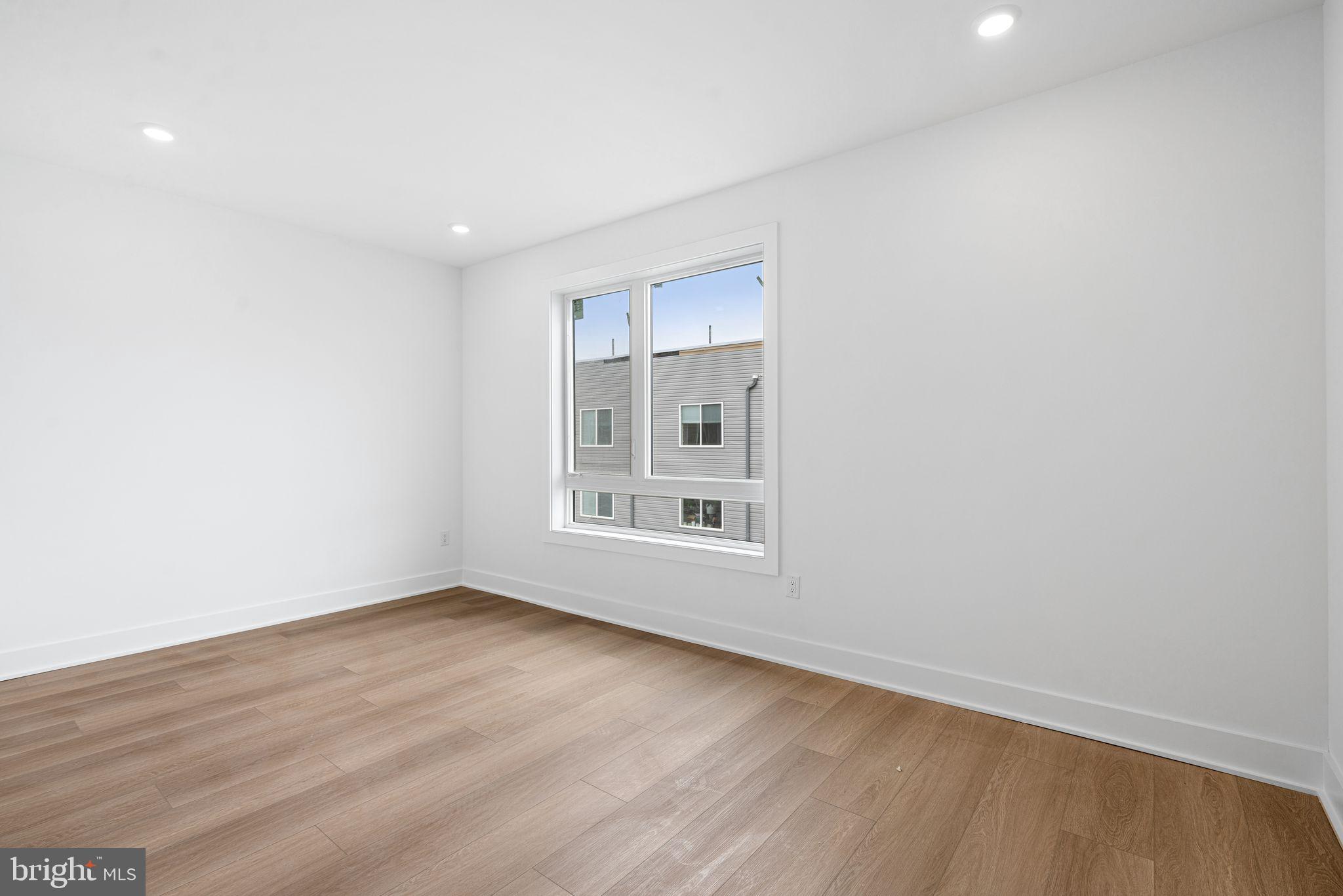 WEST KENSINGTON - Residential Lease