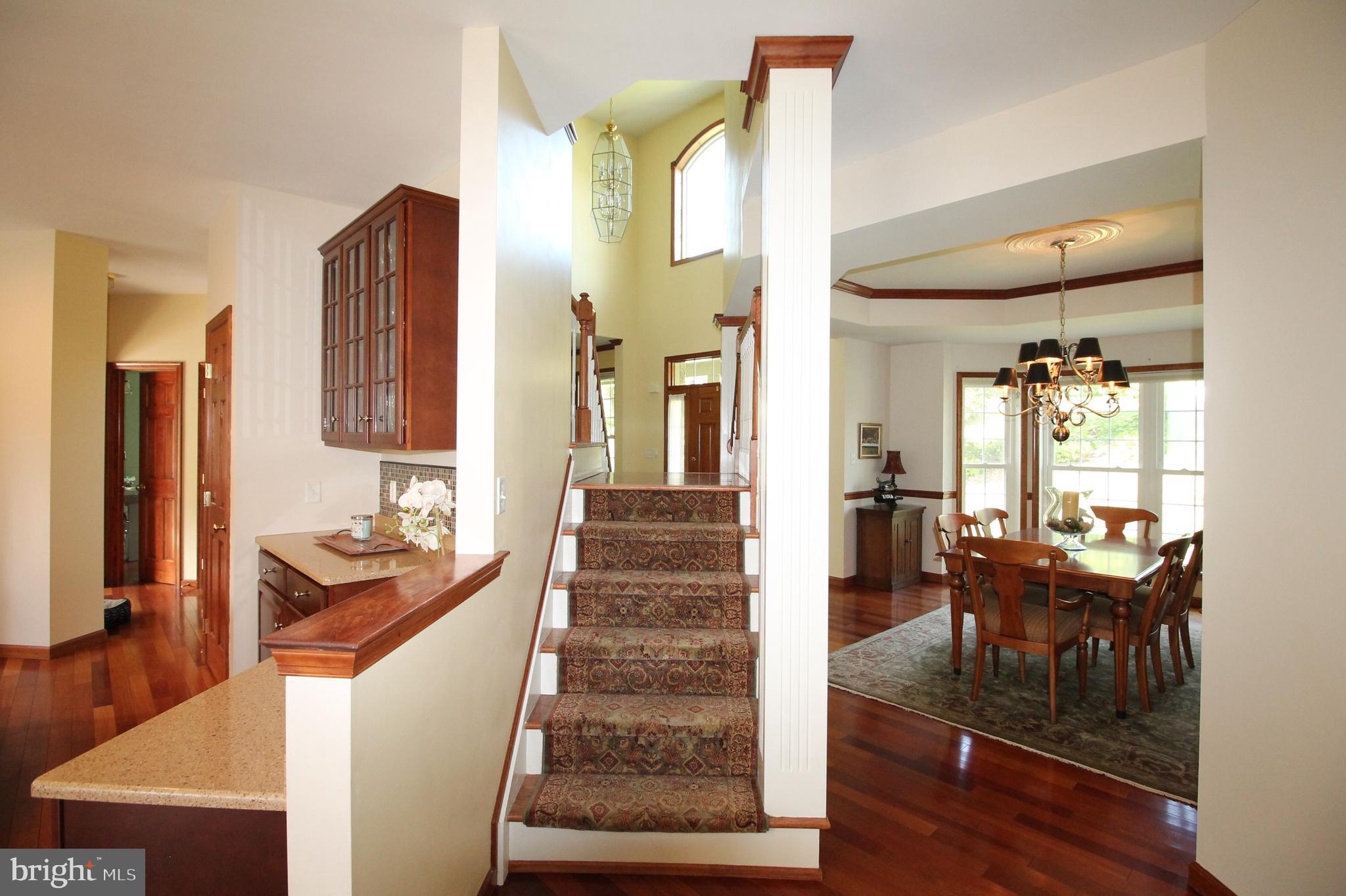 ESTS OF LONDN BRDG - Residential