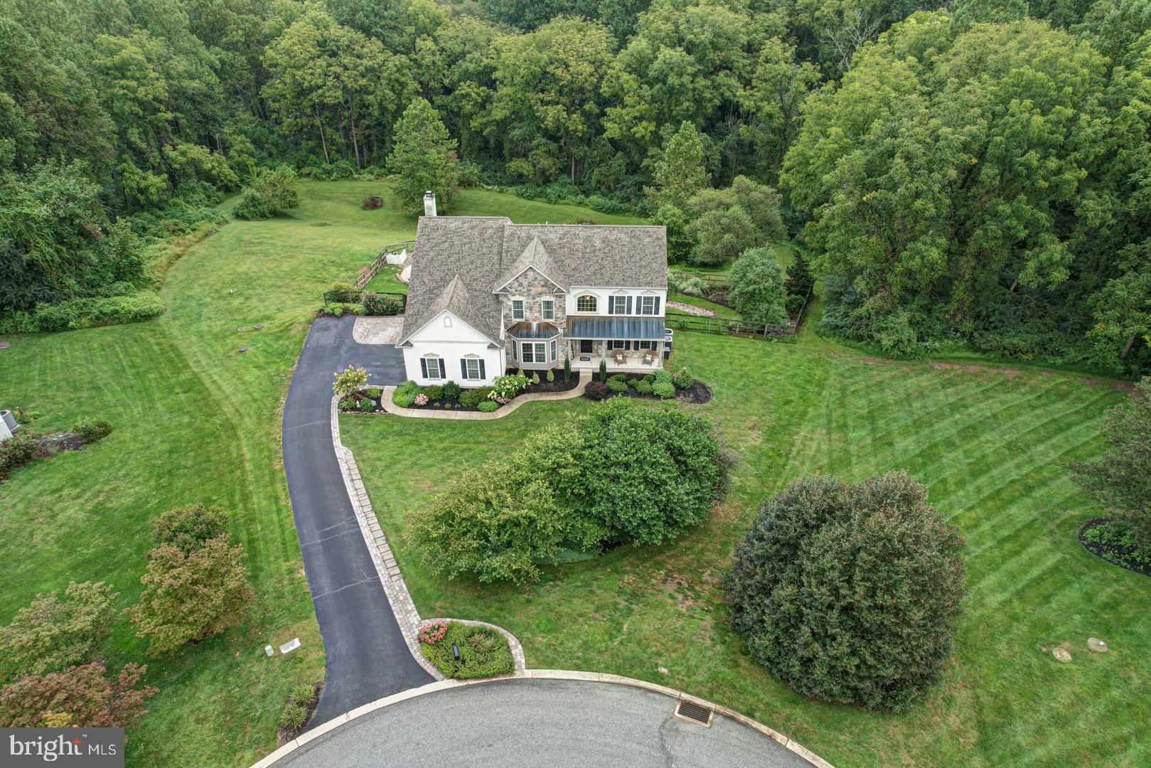 ESTS OF LONDN BRDG - Residential