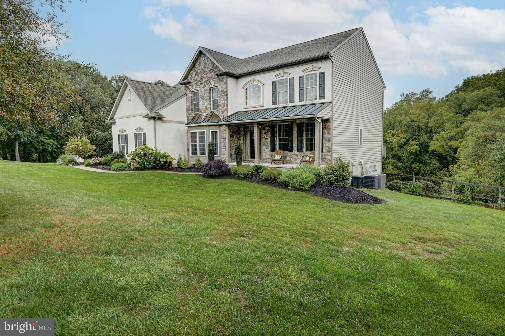 ESTS OF LONDN BRDG - Residential