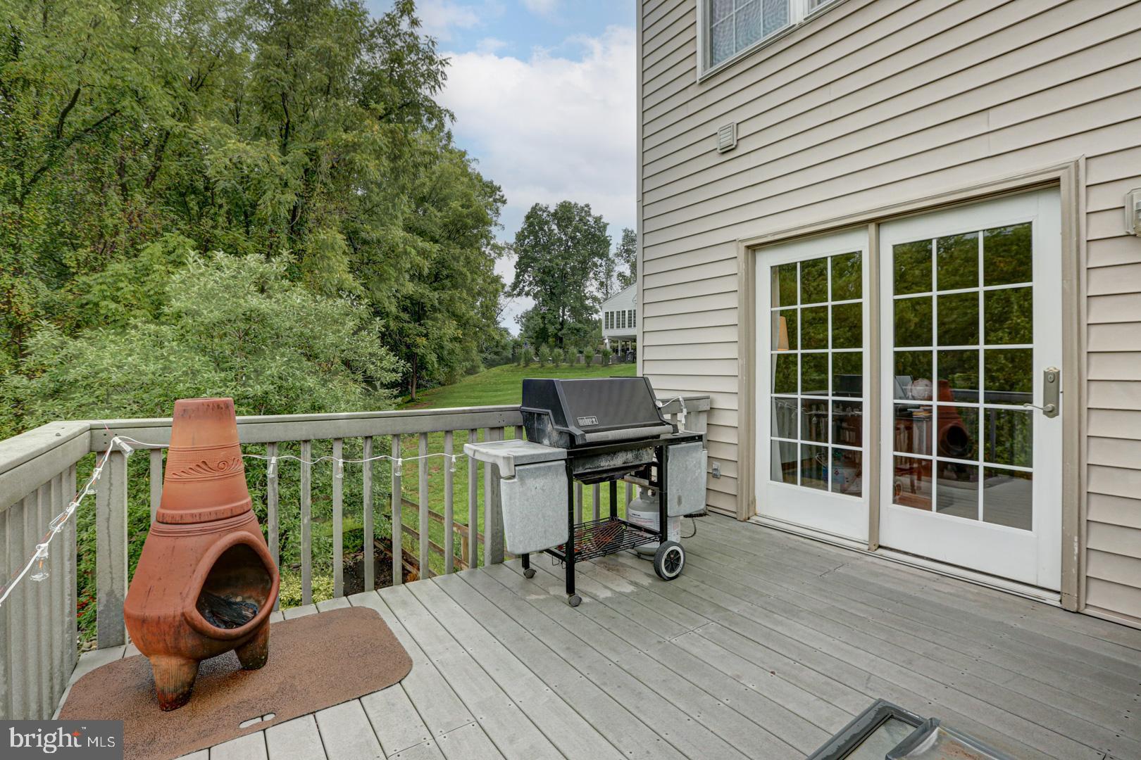 ESTS OF LONDN BRDG - Residential