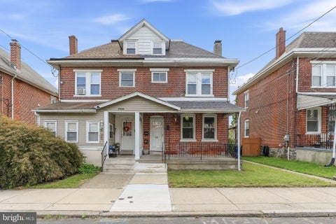 Photo of 122 E Berkley Avenue, CLIFTON HEIGHTS, PA 19018 (MLS # PADE2124214)