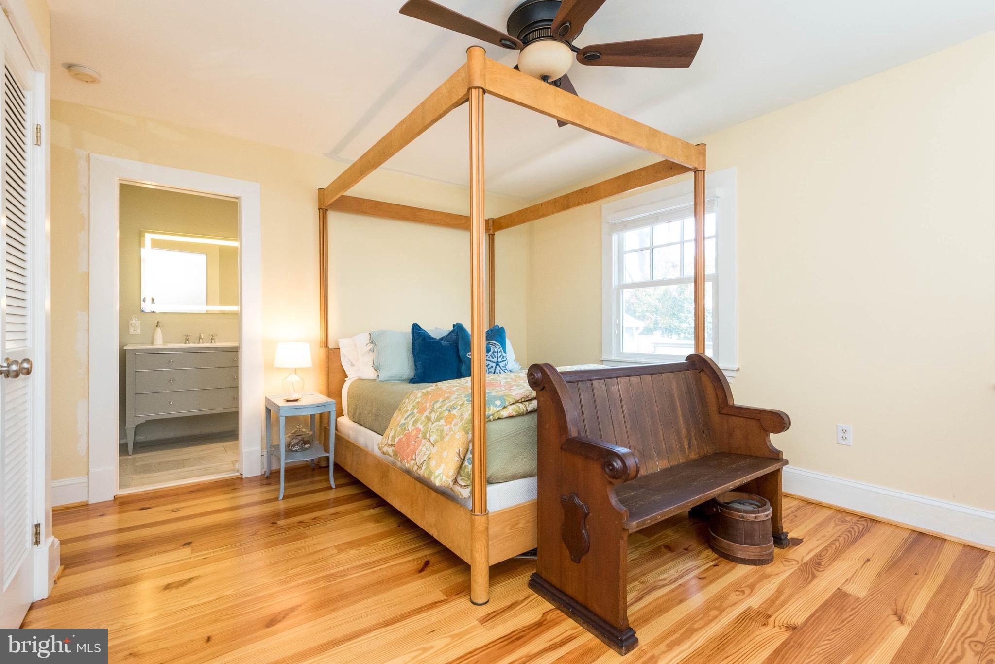 EASTPORT - Residential