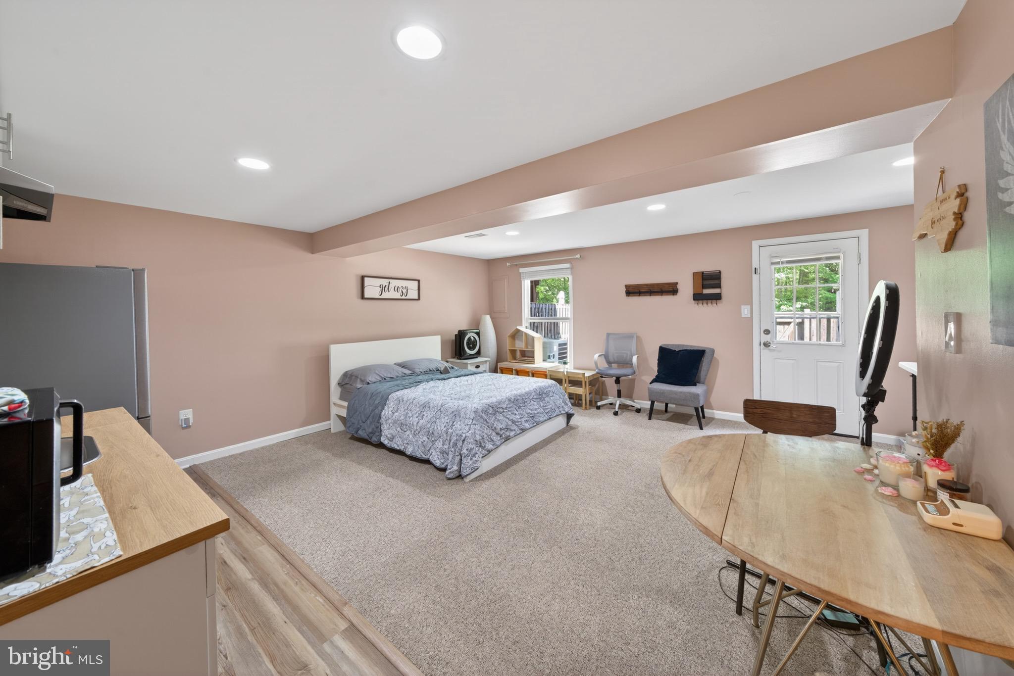 MONTCLAIR - Residential