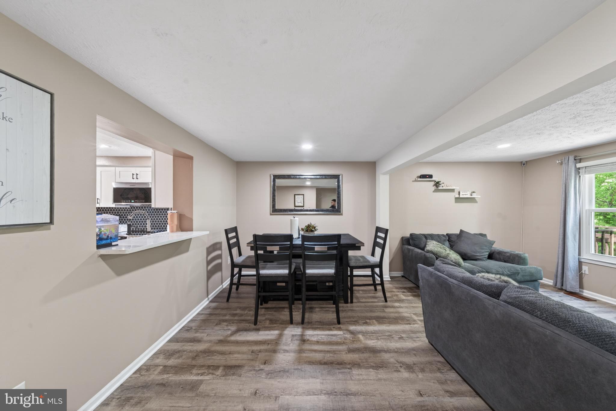 MONTCLAIR - Residential