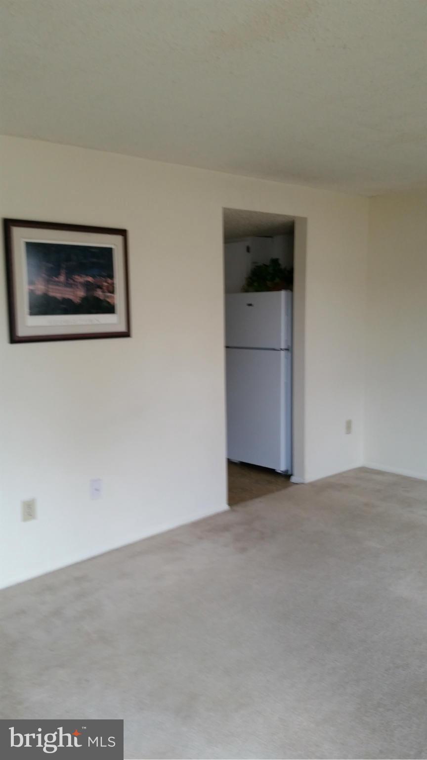 ROLLINGWOOD VILLAGE - Residential Lease