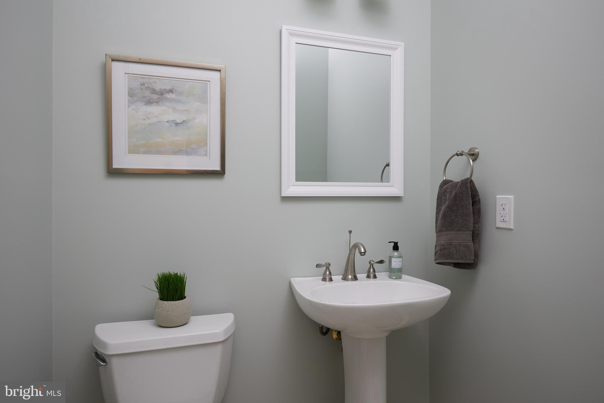 LIGON KNOLLS - Residential