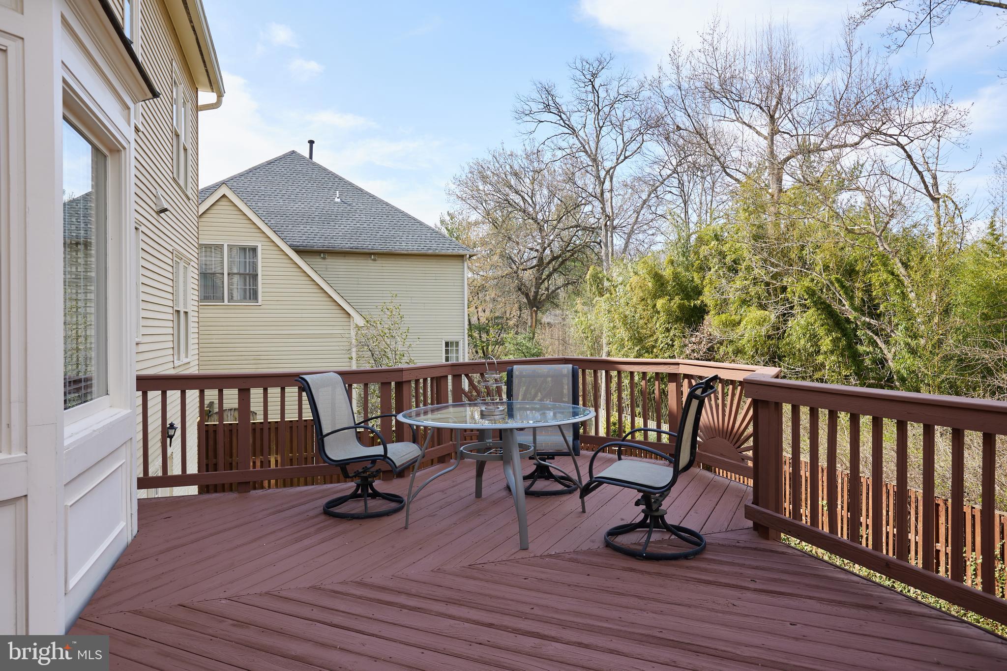 LIGON KNOLLS - Residential