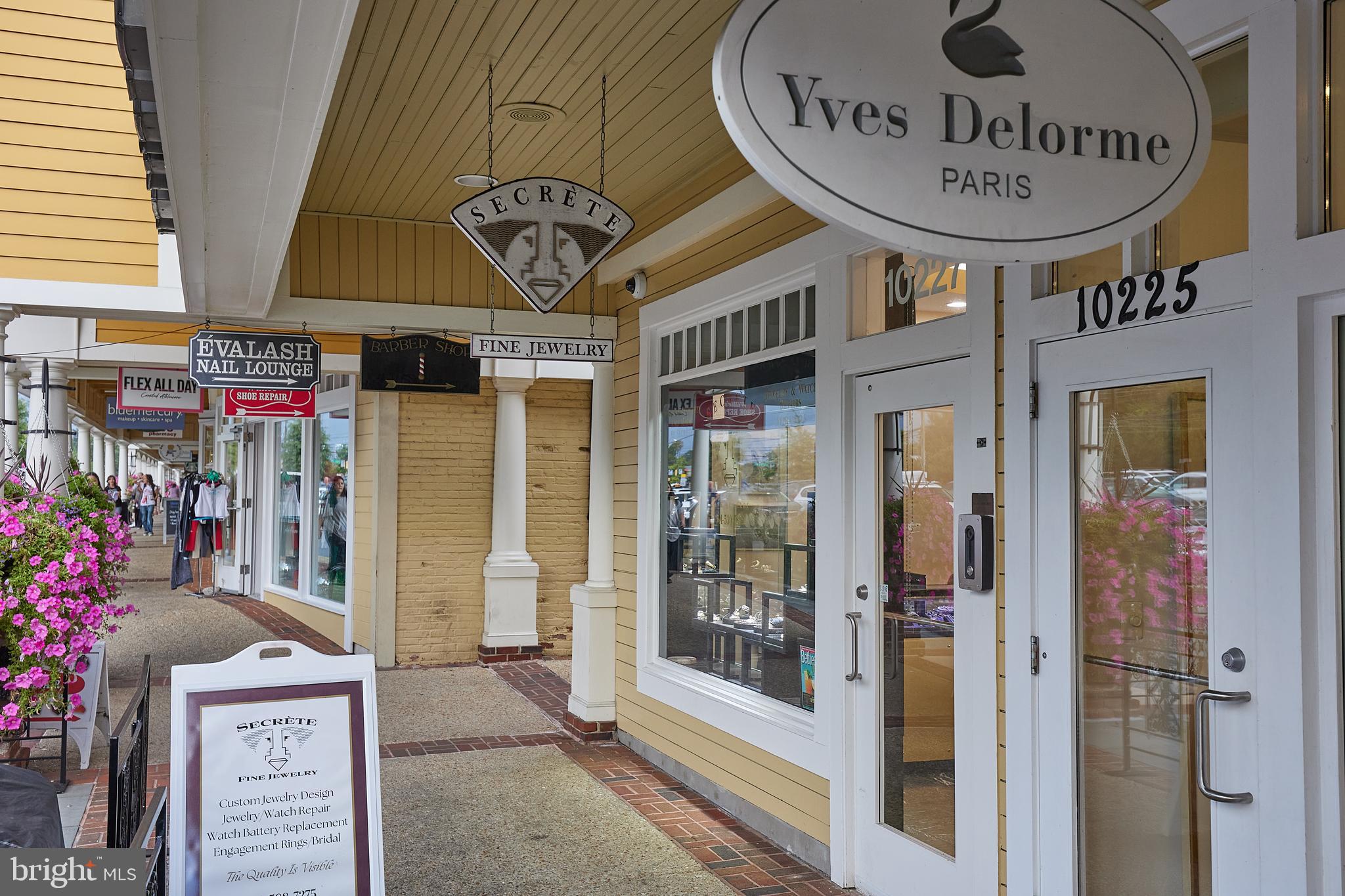 LIGON KNOLLS - Residential