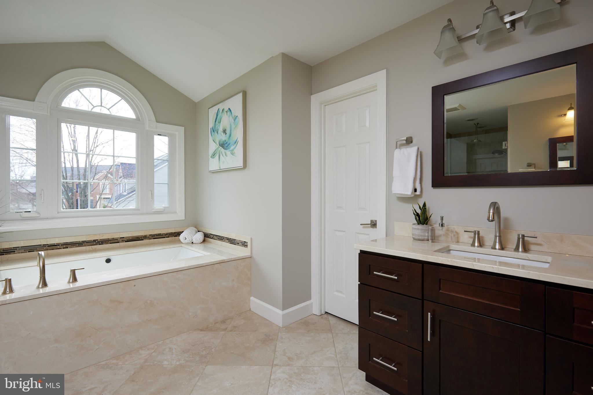 LIGON KNOLLS - Residential