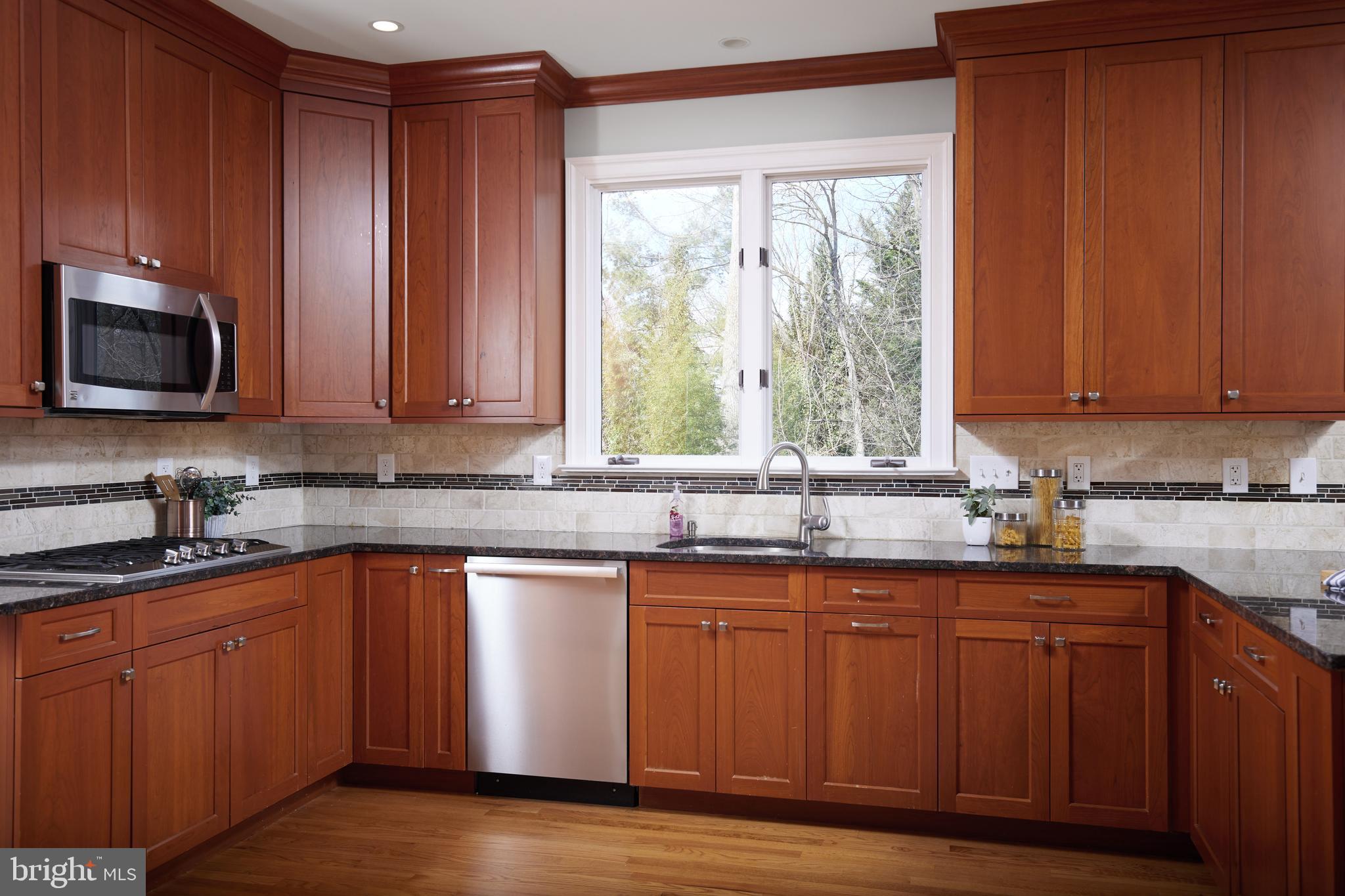 LIGON KNOLLS - Residential